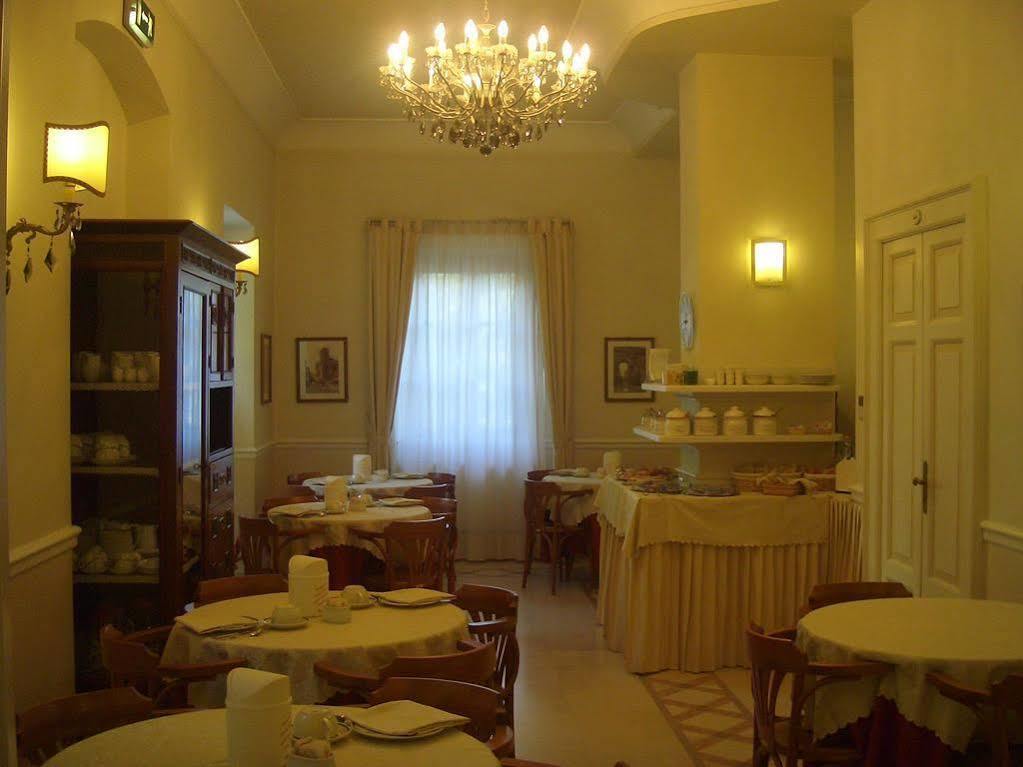 Hotel Claila Francavilla Al Mare Eksteriør bilde